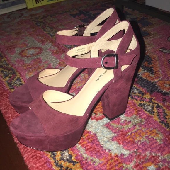 raspberry block heels